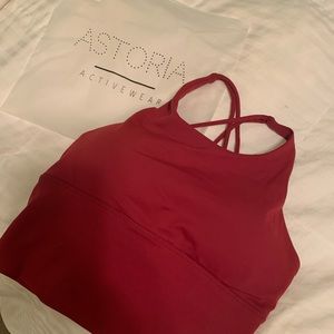 Gymshark Tops - Astoria Seamless Sculpt Sports Crop - ruby Gymshark Tops - Astoria Seamless Sculpt Sports Crop - ruby